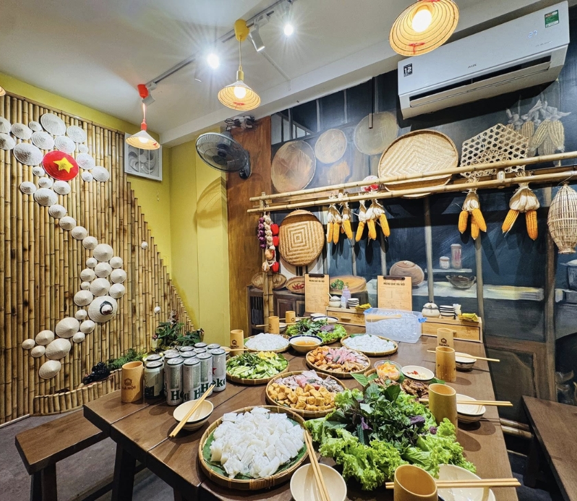 quán quê hà nội bún chả hà nội ở sài gòn